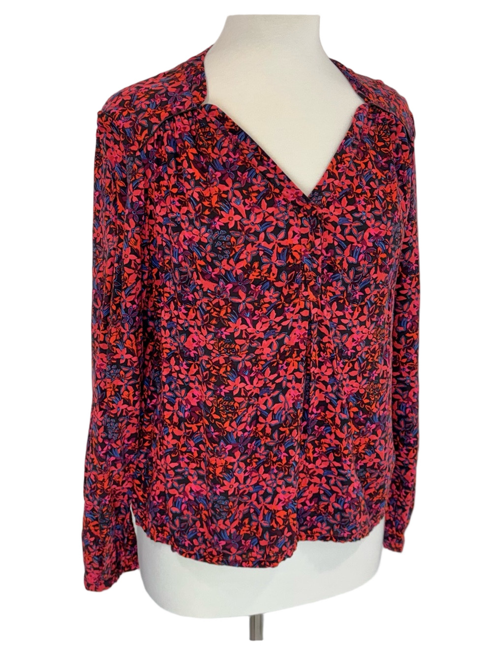 Little Miss by Captain Tortue red blouse